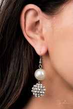 Load image into Gallery viewer, Romantic Zi collection necklace