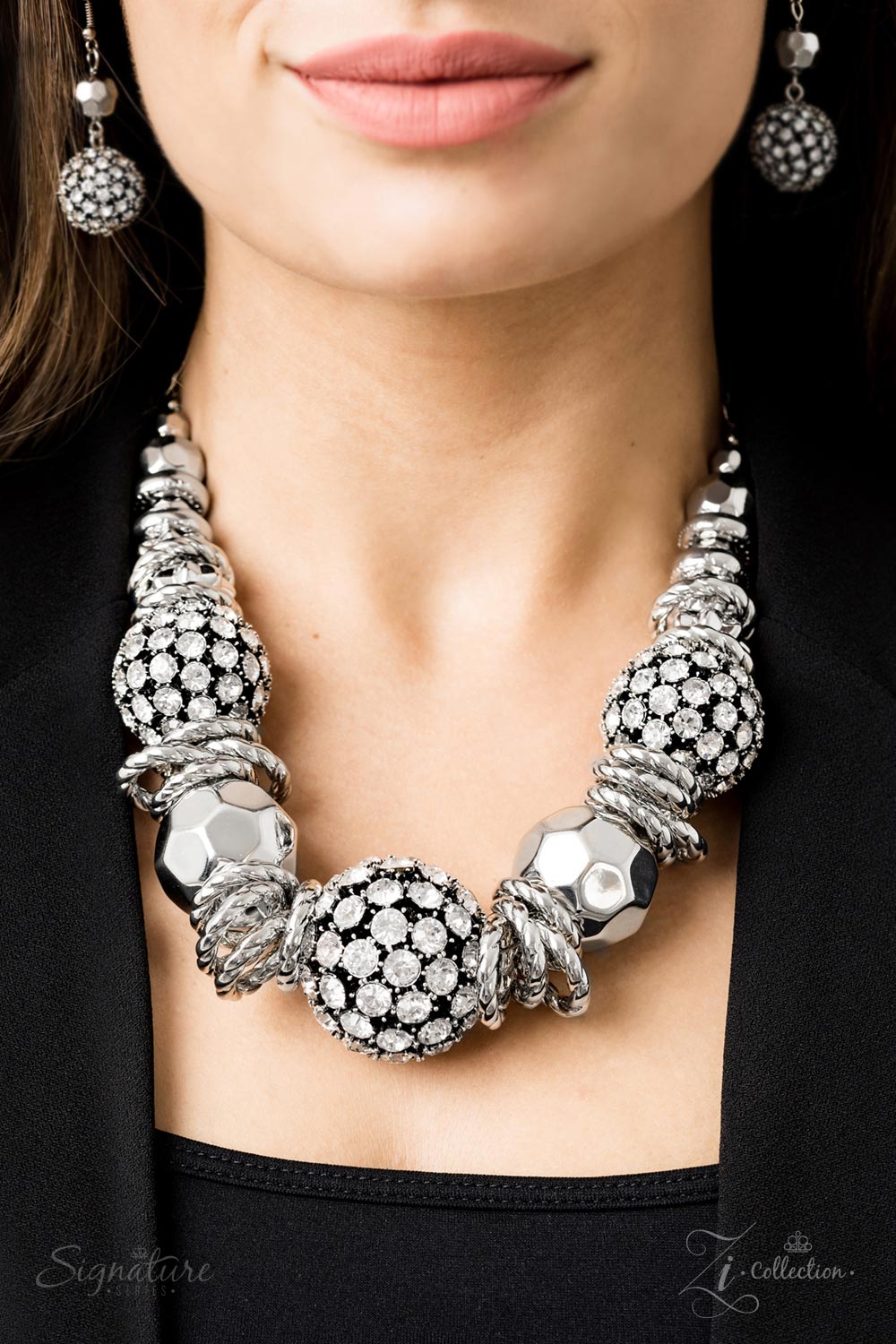 Barbara 2019 Zi collection necklace