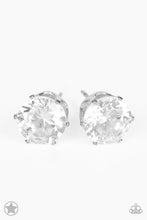 Load image into Gallery viewer, Just In TIMELESS - White earring
