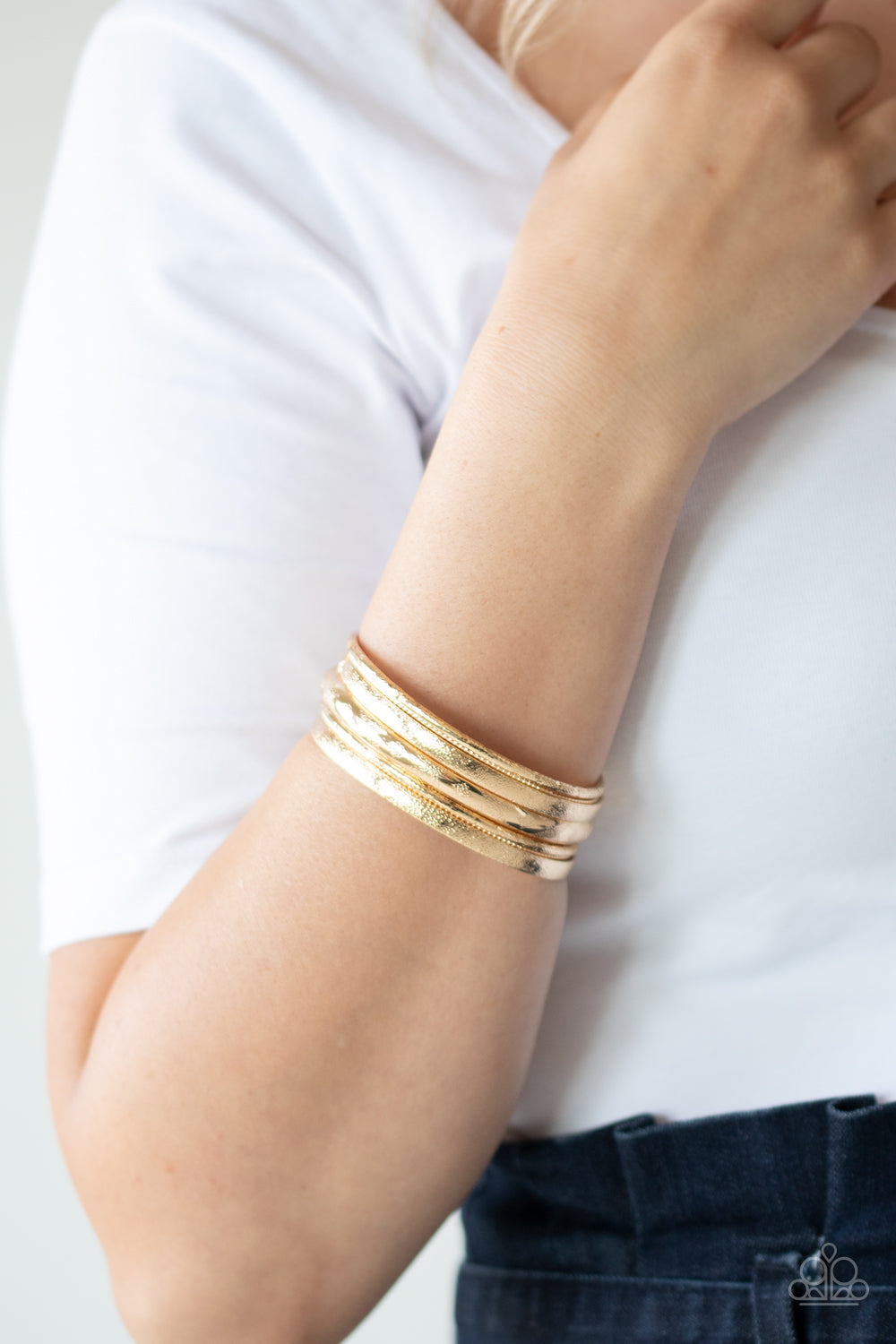 Basic Bauble Gold Bracelet