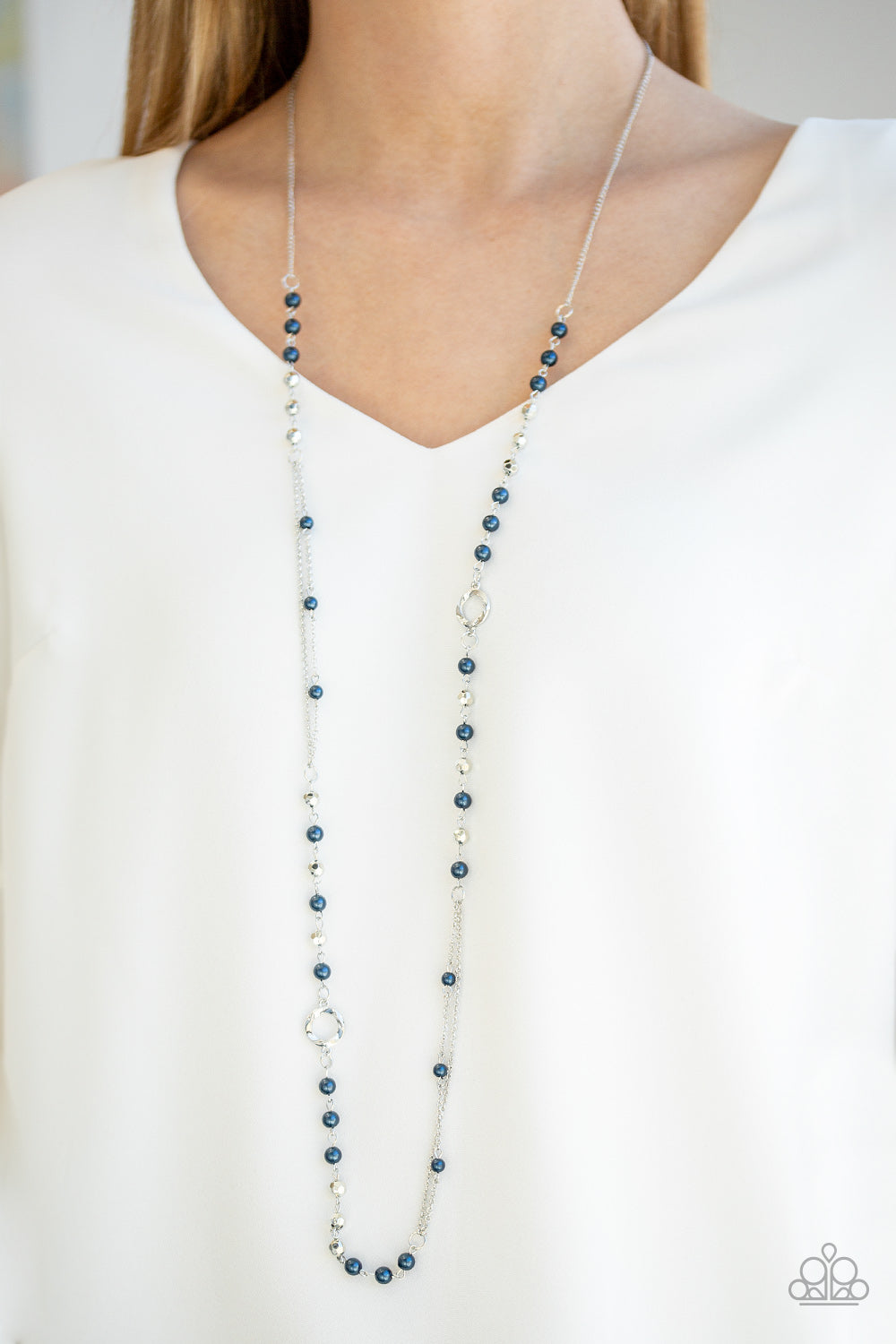 Really Refined Blue Necklace