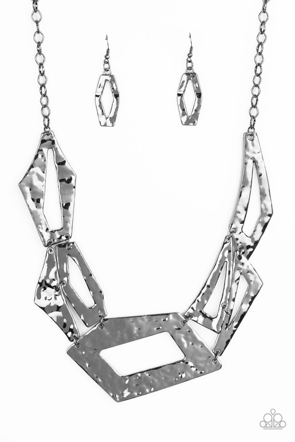 Break The Mold Black Necklace
