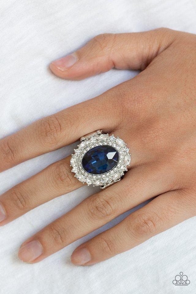 Show Glam Blue ring