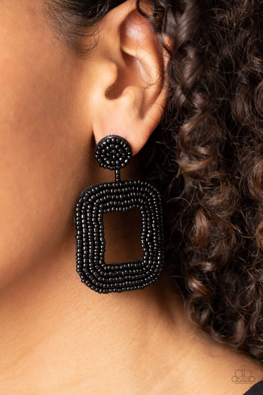 Beaded Bella Black Earring