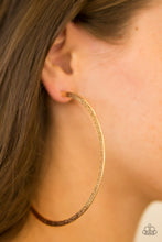 Load image into Gallery viewer, Size Them Up - Gold earring
