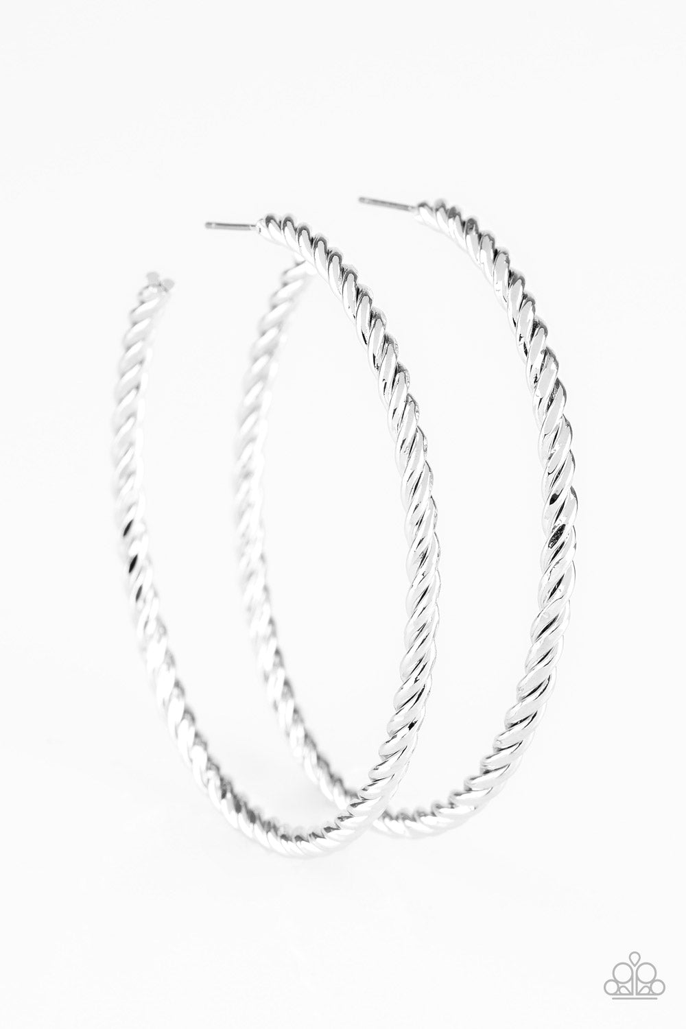 Keep It Chic - Silver Earring