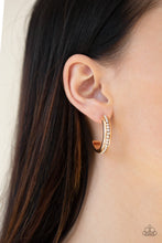 Load image into Gallery viewer, 5th Avenue Fashionista - Gold earring
