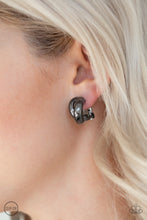 Load image into Gallery viewer, Dining Out - Black earring
