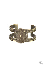 Load image into Gallery viewer, Texture Trade - Brass Bracelet
