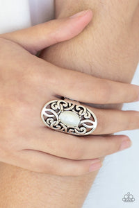 GLEAM big white ring