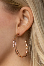 Load image into Gallery viewer, Retro Twist - Rose Gold Earring
