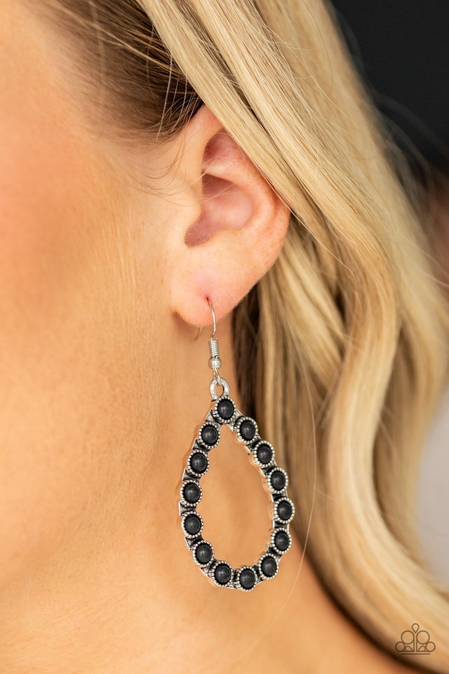 Sagebrush Sunsets Black earring