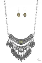 Load image into Gallery viewer, Island Queen - Green necklace
