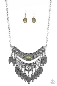 Island Queen - Green necklace