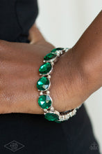 Load image into Gallery viewer, Glitzy Glamorous - Green bracelet
