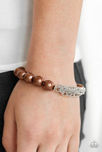 Load image into Gallery viewer, Hollywood HEELS - Brown bracelet
