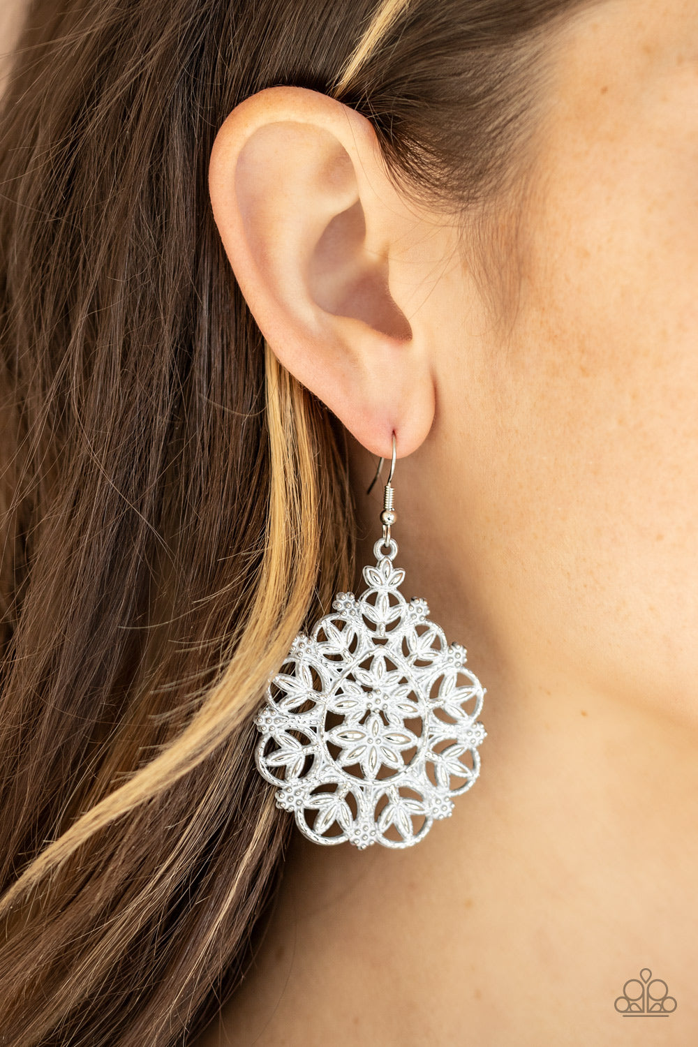 Floral Affair white earring