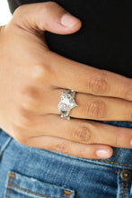 Load image into Gallery viewer, Romantic Reverie - White ring
