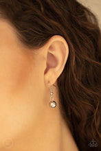 Load image into Gallery viewer, Serpentine Sheen - Silver necklace
