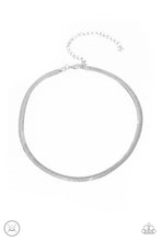 Load image into Gallery viewer, Serpentine Sheen - Silver necklace

