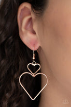 Load image into Gallery viewer, Heartbeat Harmony - Rose Gold earring
