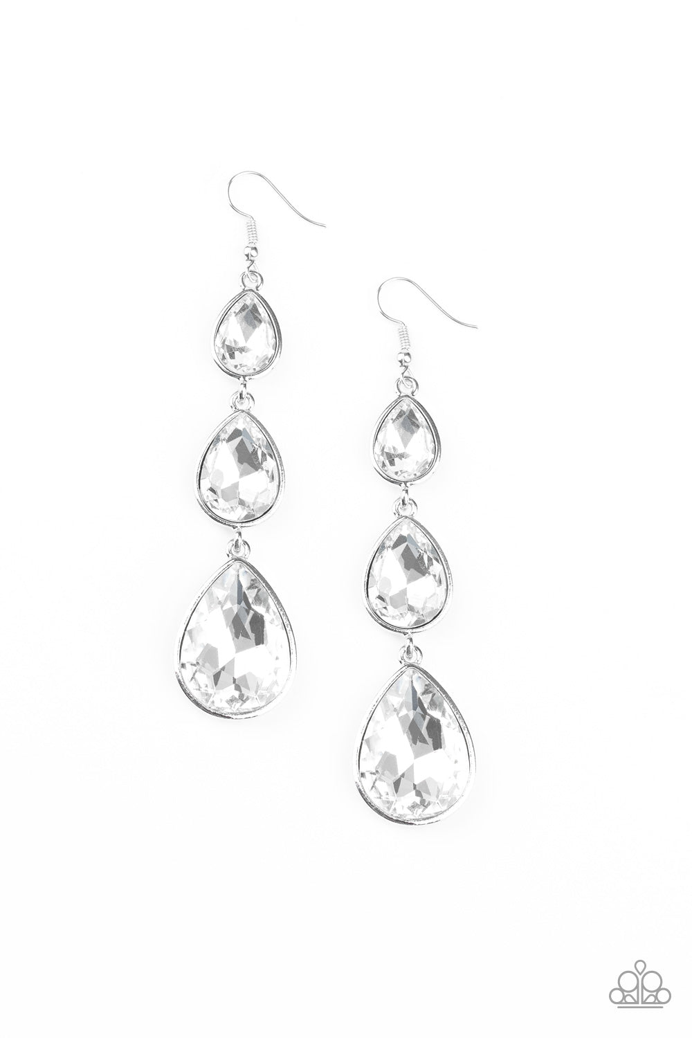 Metro Momentum - White earring