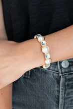 Load image into Gallery viewer, Elegant Entertainment - Gold bracelet
