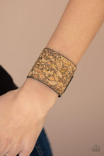 Load image into Gallery viewer, Cork Congo - Brass Bracelet
