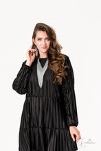 Load image into Gallery viewer, Defiant Zi collection necklace
