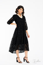 Load image into Gallery viewer, Regal Zi collection
