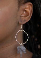 Load image into Gallery viewer, Petals On The Floor - Silver Earring
