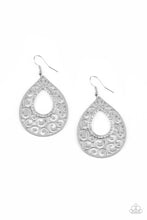 Load image into Gallery viewer, Airy Applique - White Earring

