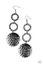 Load image into Gallery viewer, Blooming Baubles - Black earring
