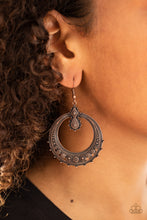 Load image into Gallery viewer, Solar Orbit - Copper Earring
