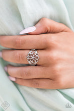Load image into Gallery viewer, Glimpses of Malibu - Complete Trend Blend fashion fix
