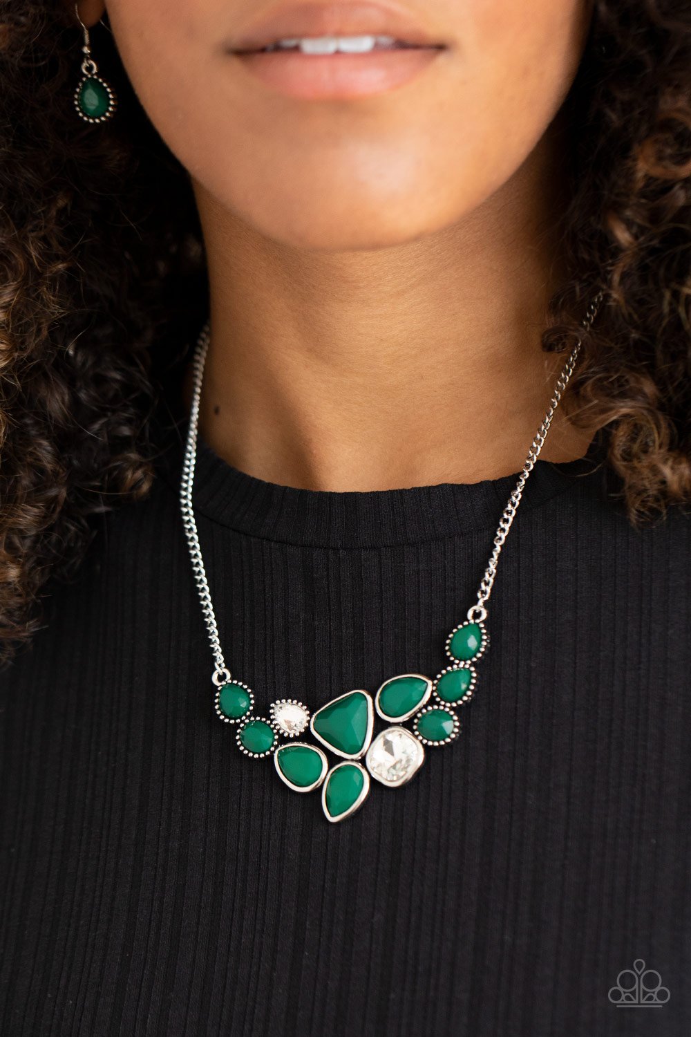Breaktaking brillance green necklace