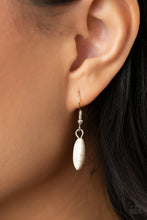 Load image into Gallery viewer, Primitive - White necklace
