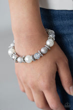 Load image into Gallery viewer, Sparking conversation White Bracelet
