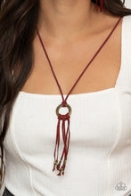 Load image into Gallery viewer, Feel at HOMESPUN - Red necklace
