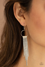 Load image into Gallery viewer, Tapered Twinkle - White earring
