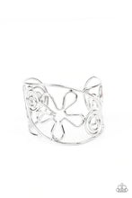 Load image into Gallery viewer, Groovy Sensations - Silver bracelet
