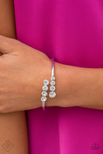 Load image into Gallery viewer, Defying Dazzle - White bracelet

