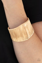 Load image into Gallery viewer, Hot Wired Wonder - Gold bracelet
