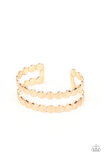 Load image into Gallery viewer, On The Spot Shimmer - Gold bracelet
