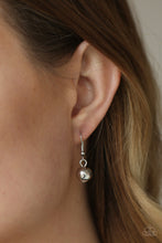 Load image into Gallery viewer, Extra Exhilarating - Silver necklace
