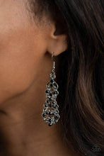Load image into Gallery viewer, Diva Decorum - Black earring
