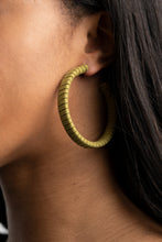 Load image into Gallery viewer, Suede Parade - Green earring
