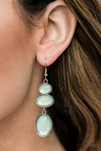 Load image into Gallery viewer, Tiers Of Tranquility blue earring
