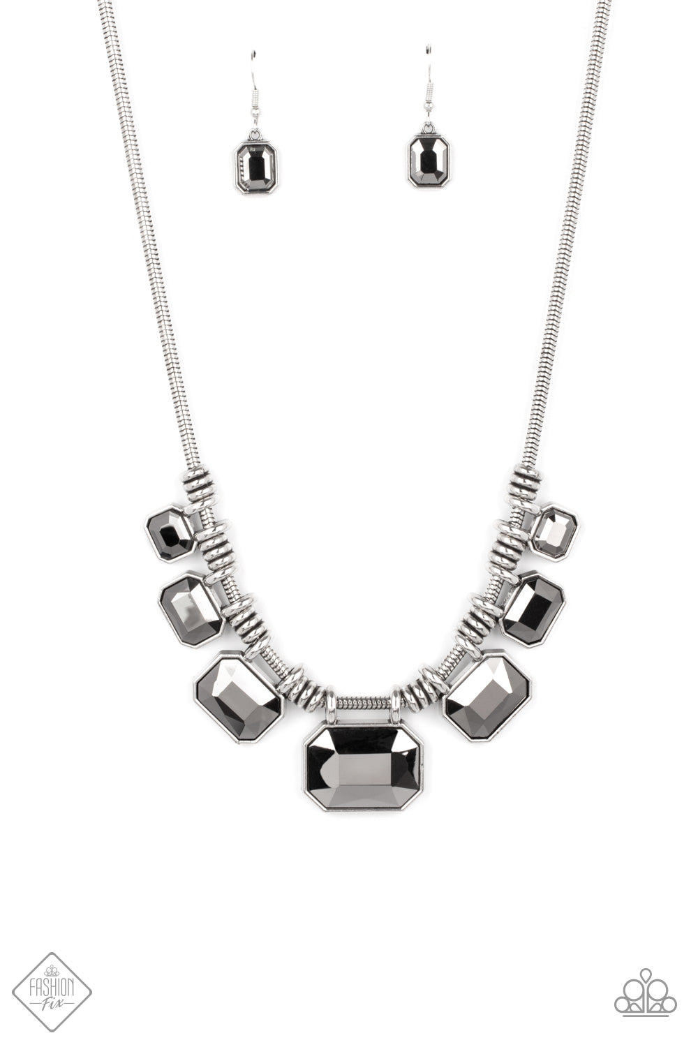 Urban Extravagance - Silver necklace Fashion Fix