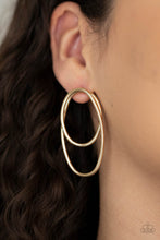 Load image into Gallery viewer, So OVAL-Dramatic - Gold earring
